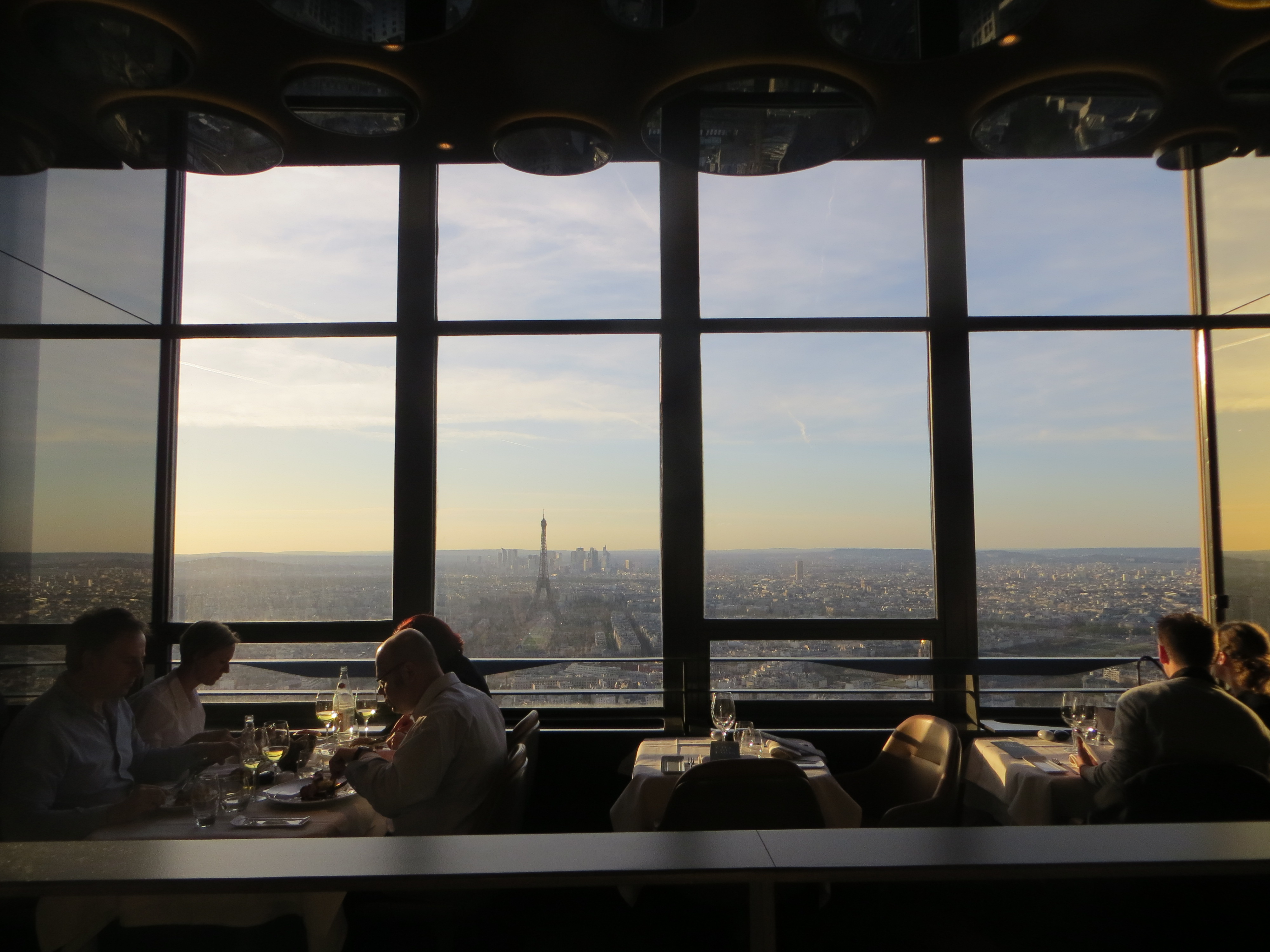 Ciel de Paris, Restaurant Montparnasse with panoramic view - Agent luxe blog