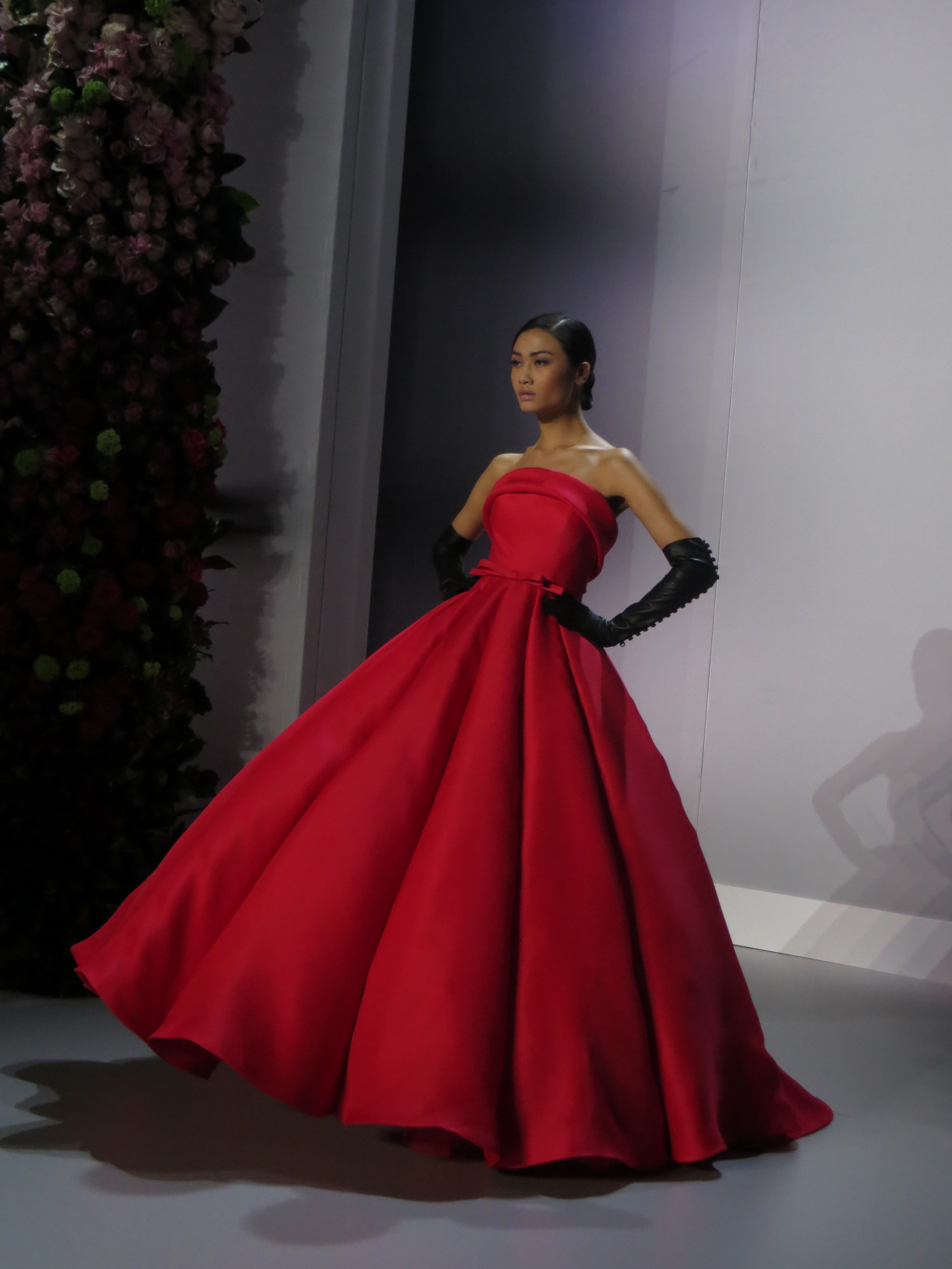 Ralph & Russo Fall 2020 Couture Fashion Show | Vogue