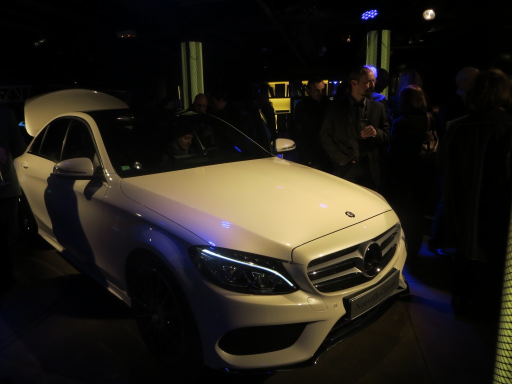 Mercedes-Benz pop up store in Paris 2014