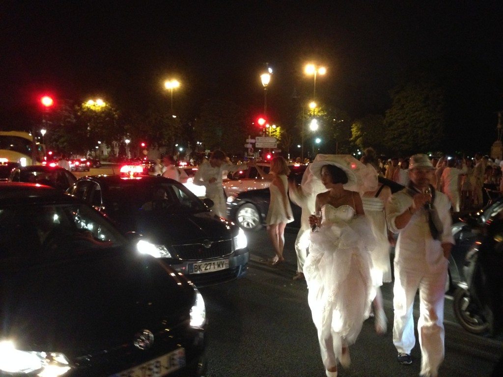 Diner en blanc Paris 2014