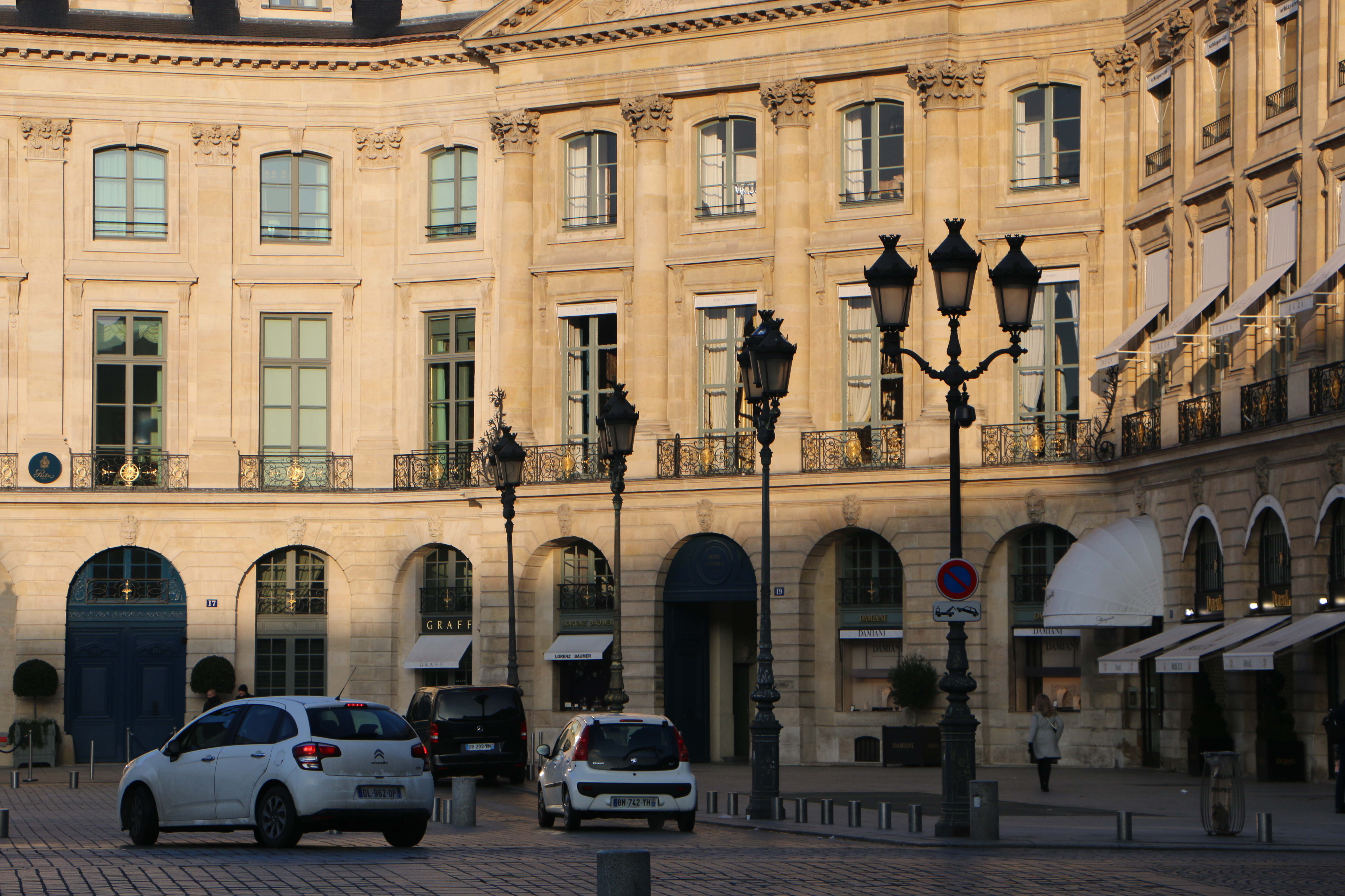 Aquamoon luxury spa At Place Vendôme