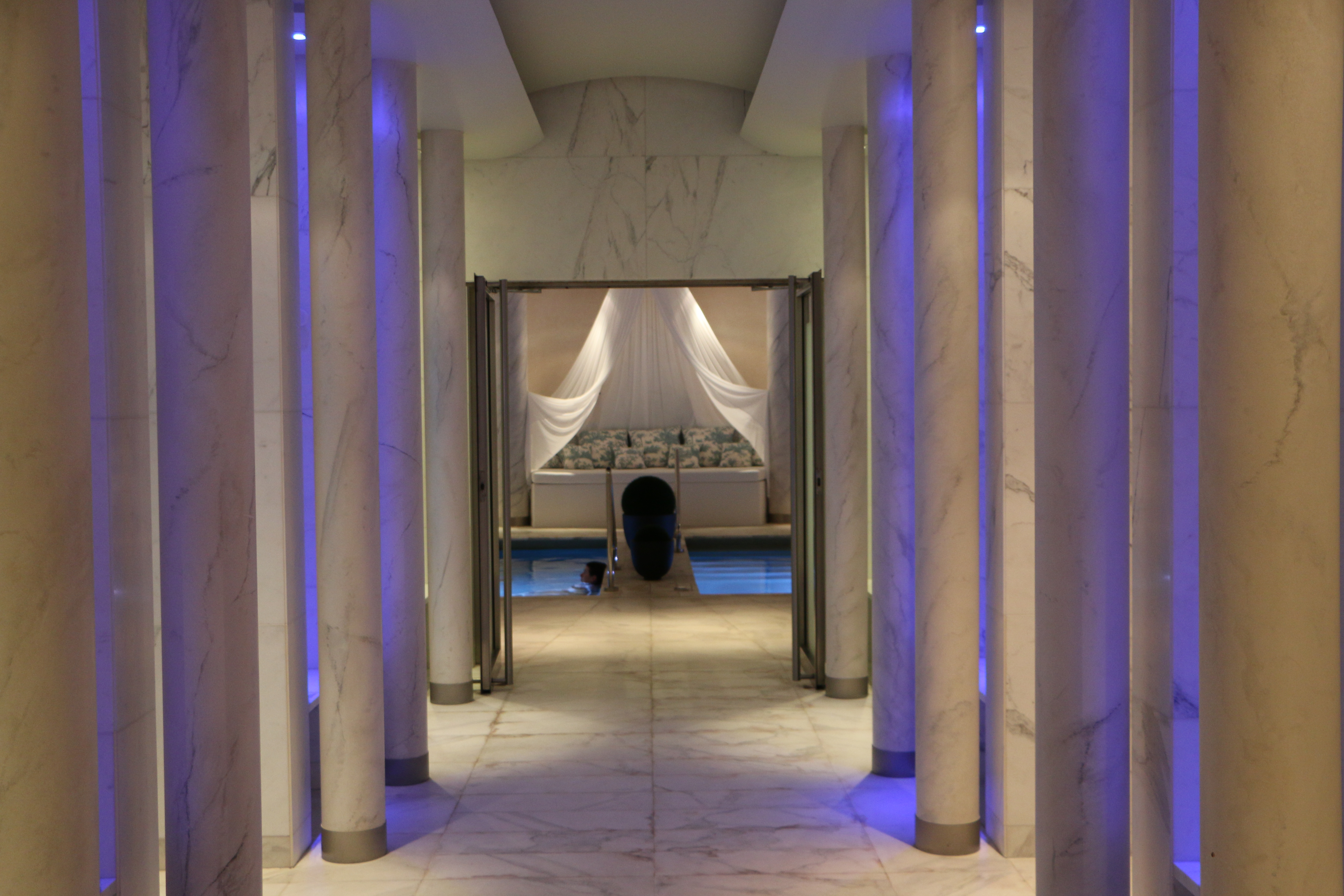 Aquamoon luxury spa At Place Vendôme