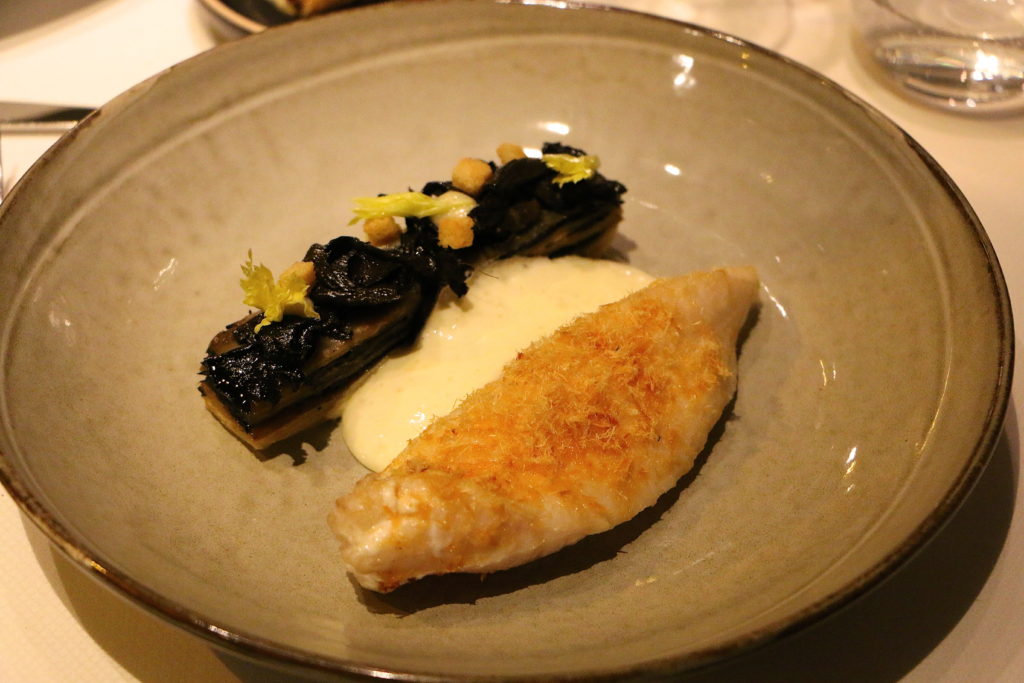 Petrossian caviar restaurant paris